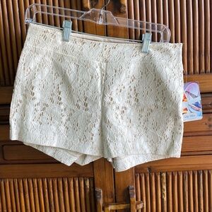 Lily White Junior’s Shorts